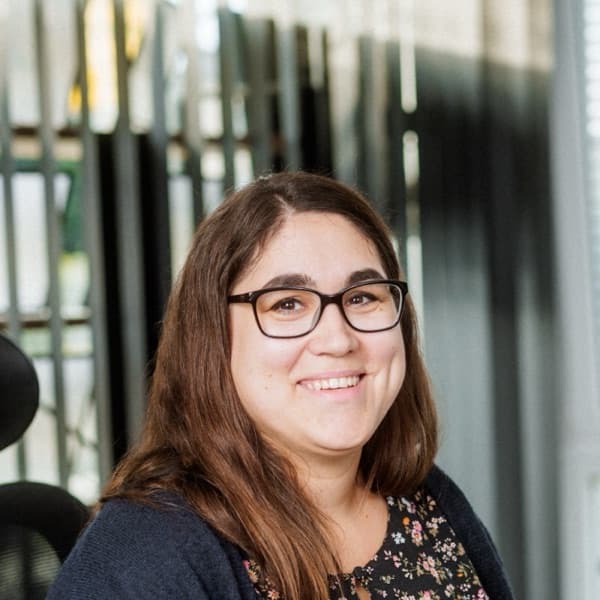 Vanessa Becks, Back-Office